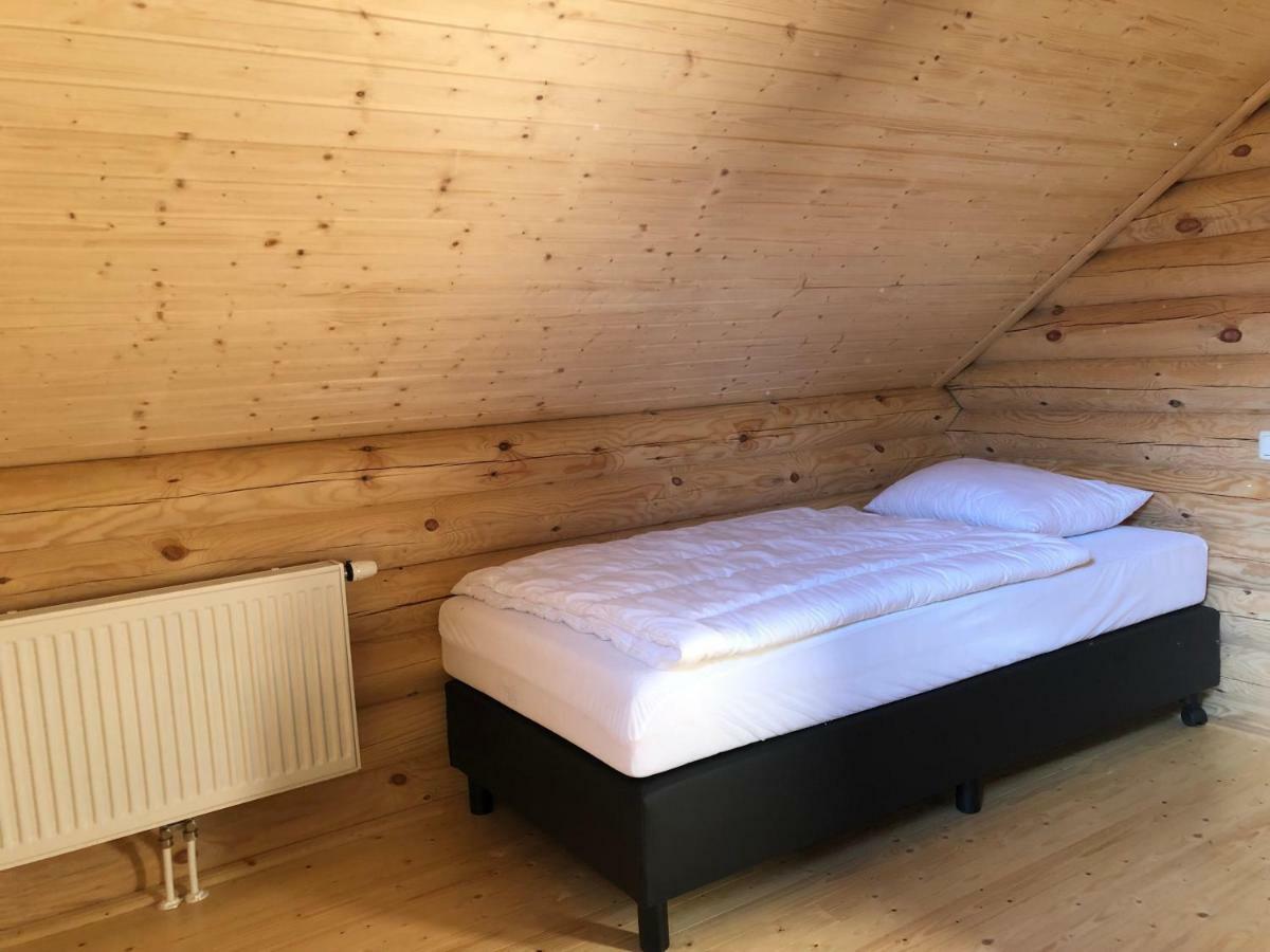 Boomstamhuis High Chaparral Oirsbeek Экстерьер фото